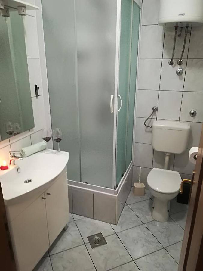 Apartment Nela Baska Voda Exterior photo